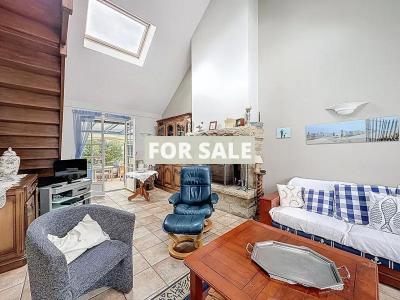 Detached House with Lovely Mature Garden