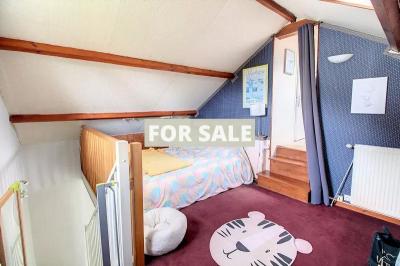 Lovely Detached House and Garden by the Coast