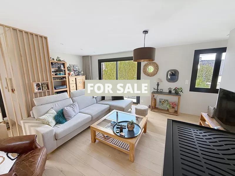 Detached House Nestled in Absolute Tranquility