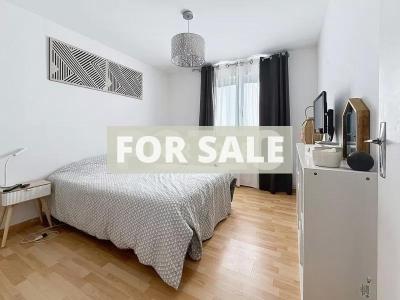 Detached House with Landscaped Garden