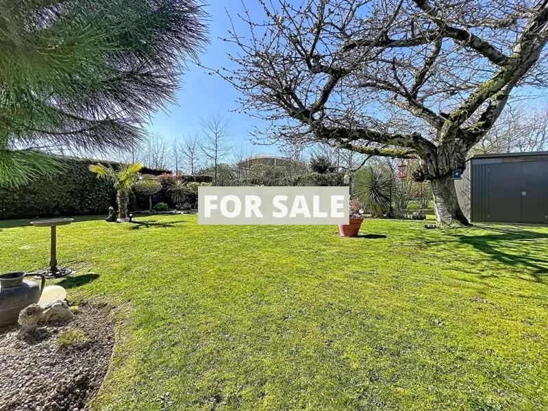 Detached House with Landscaped Garden