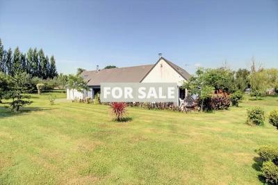 Detached House with Landscaped Garden