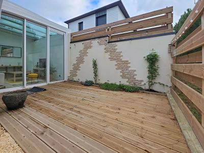 Beautiful House with Garden by the Coast
