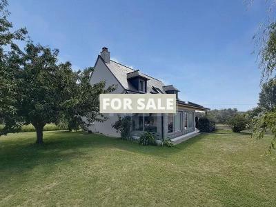 Detached House By The Coast with Open View