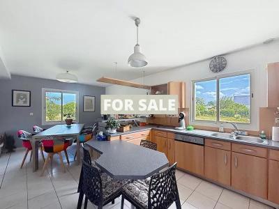 Detached House By The Coast with Open View