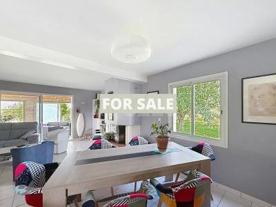 Detached House By The Coast with Open View