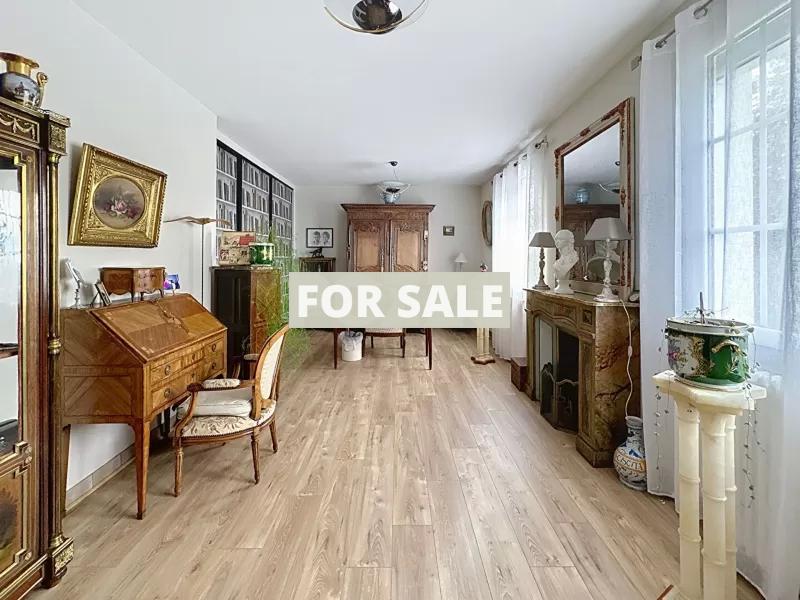 Detached Country House with Open Views