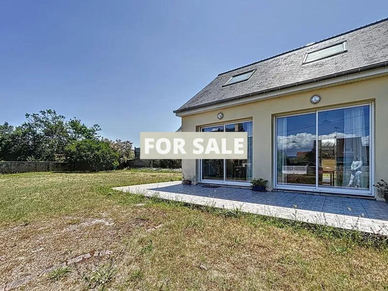 Two Houses in Coastal Resort Town Location