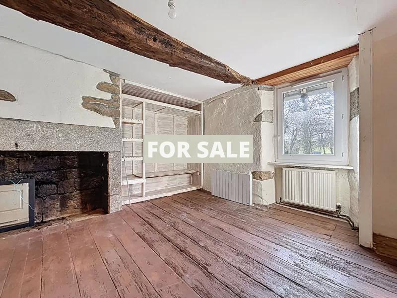 Detached Country House with Outbuildings