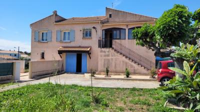 Stunning Villa With Swimming Pool, Close To The Sea