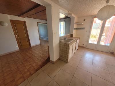 Stunning Villa With Swimming Pool, Close To The Sea