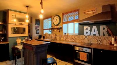 Maison De Maitre With Patio And Courtyard