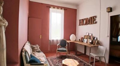 Impressive 18th Century Mansion House