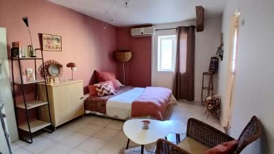 Maison De Maitre With Patio And Courtyard