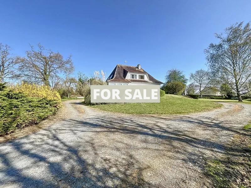 Detached House with Large Garden