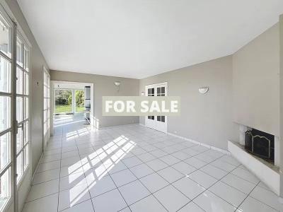 Detached House with Large Garden