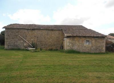 Countryside Stone Property Set in Two Acres