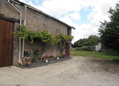 Countryside Stone Property Set in Two Acres