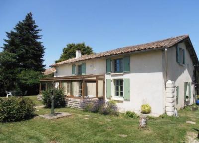 €164800 - Lovely Detached 2 Bedroomed Character Property With A Mature Garden