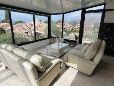 Large House With Swimming Pool