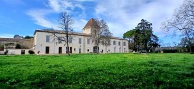 18th Century Chateau With 3 Independent Residences