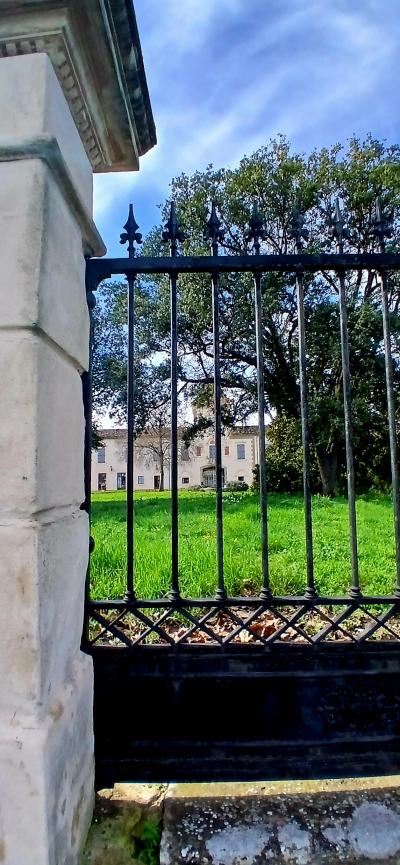18th Century Chateau With 3 Independent Residences