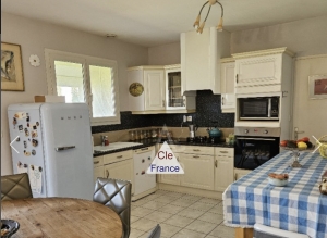 Detached House with Lovely Garden