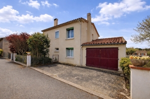 Detached House with Landscaped Garden