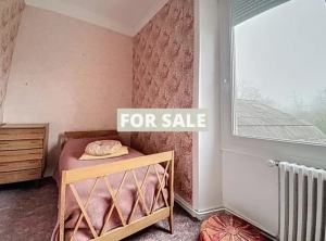 Manor House Style Property with Garden