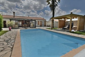 Stunning Villa with Swimming Pool