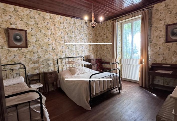 Detached Country House with Huge Potential