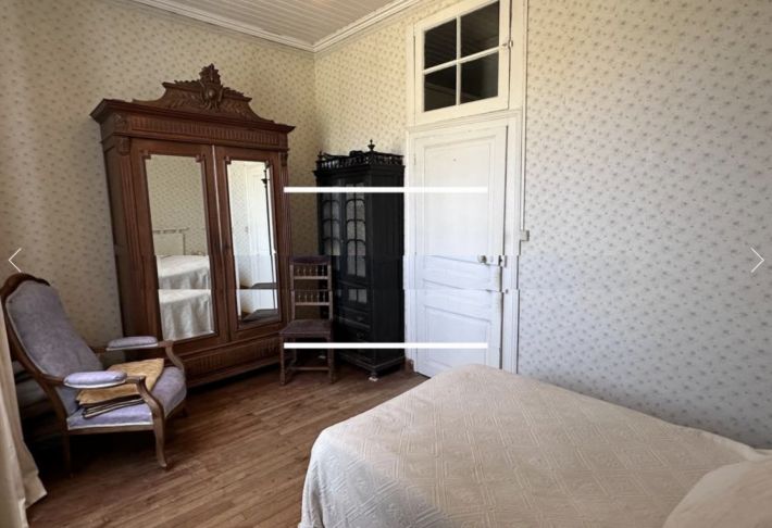 Detached Country House with Huge Potential