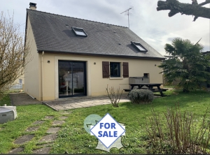 Detached House with Garden