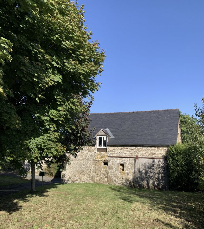 Renovated Detached Country House
