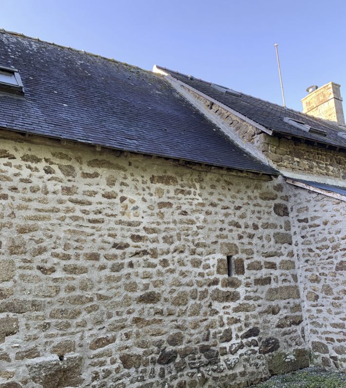 Renovated Detached Country House