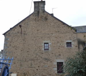 Village House in Good General Order
