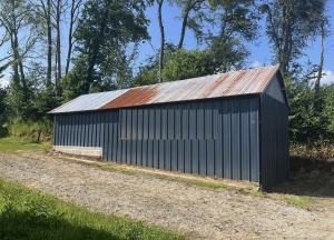 Building and Storage Barn to Restore