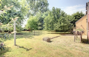 Delightful Detached House and Garden