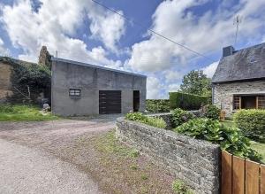 Stone Built Country House with Outbuilding