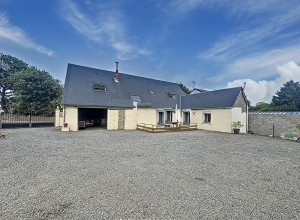 Detached Rural House with Garden