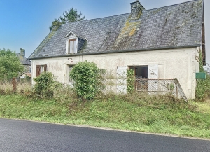 Detached Country House with Outbuilding