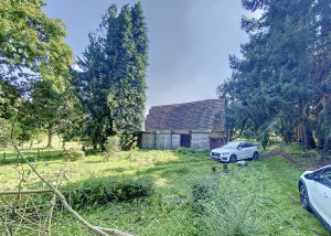 Habitable Detached Country House to Renovate