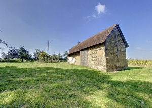 Habitable Detached Country House to Renovate