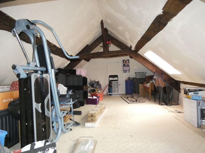 Detached Country House with Outbuilding