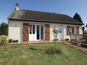 Detached House with Landscaped Garden