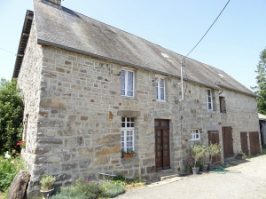Former Farm House With Outbuildings