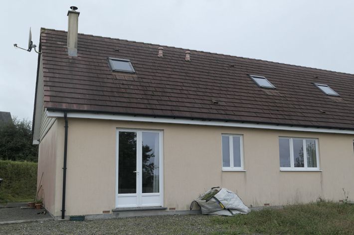 Traditional House with Garden
