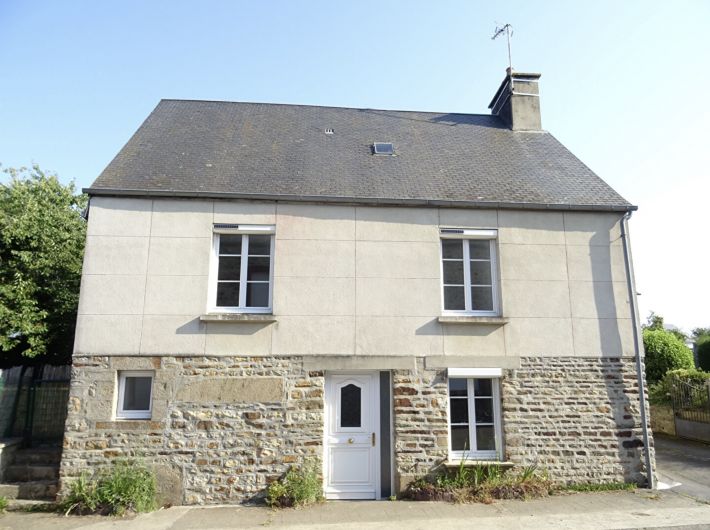 Detached House with Garden in Rural Village