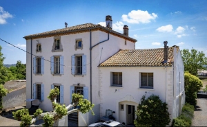 Manor House, Guest House And Stone Barn Plus Pool