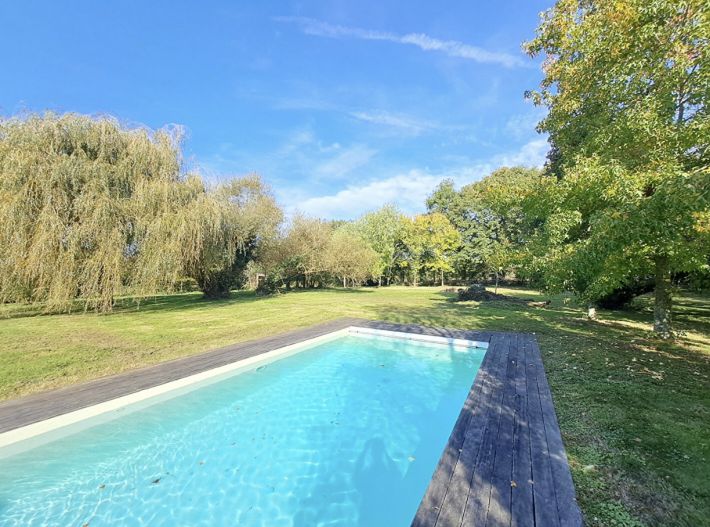 Former Farmhouse with Land and Outbuilding
